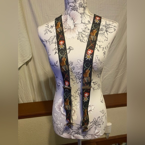 Suspenders with a‎ music theme